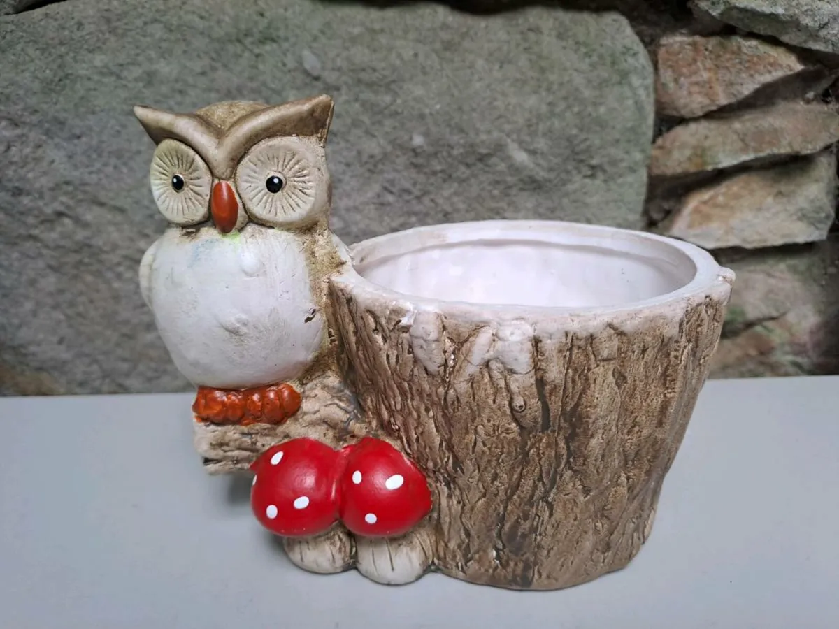 Vintage ceramic owl planter pot - Image 1