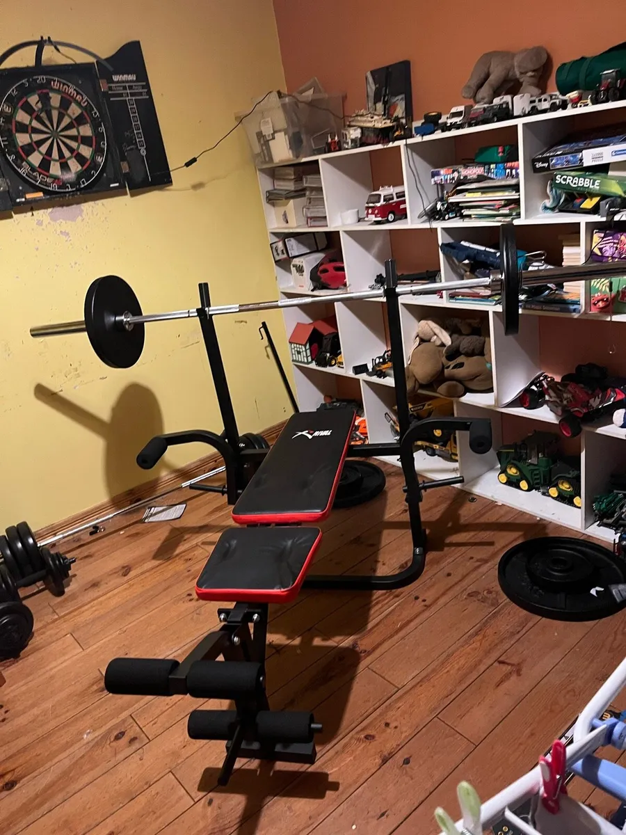 Bench press with Olympic bar and 100kg set - Image 1