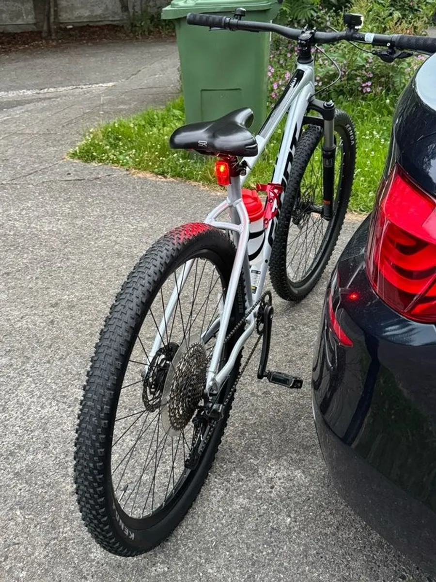 Giant Talon 0 Variant 2024 model Top of the line bike - Image 2