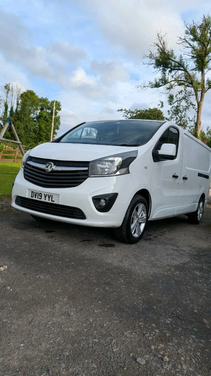 Vauxhall vivaro , Renault trafic.  *** NO VAT!!!!! - Image 4