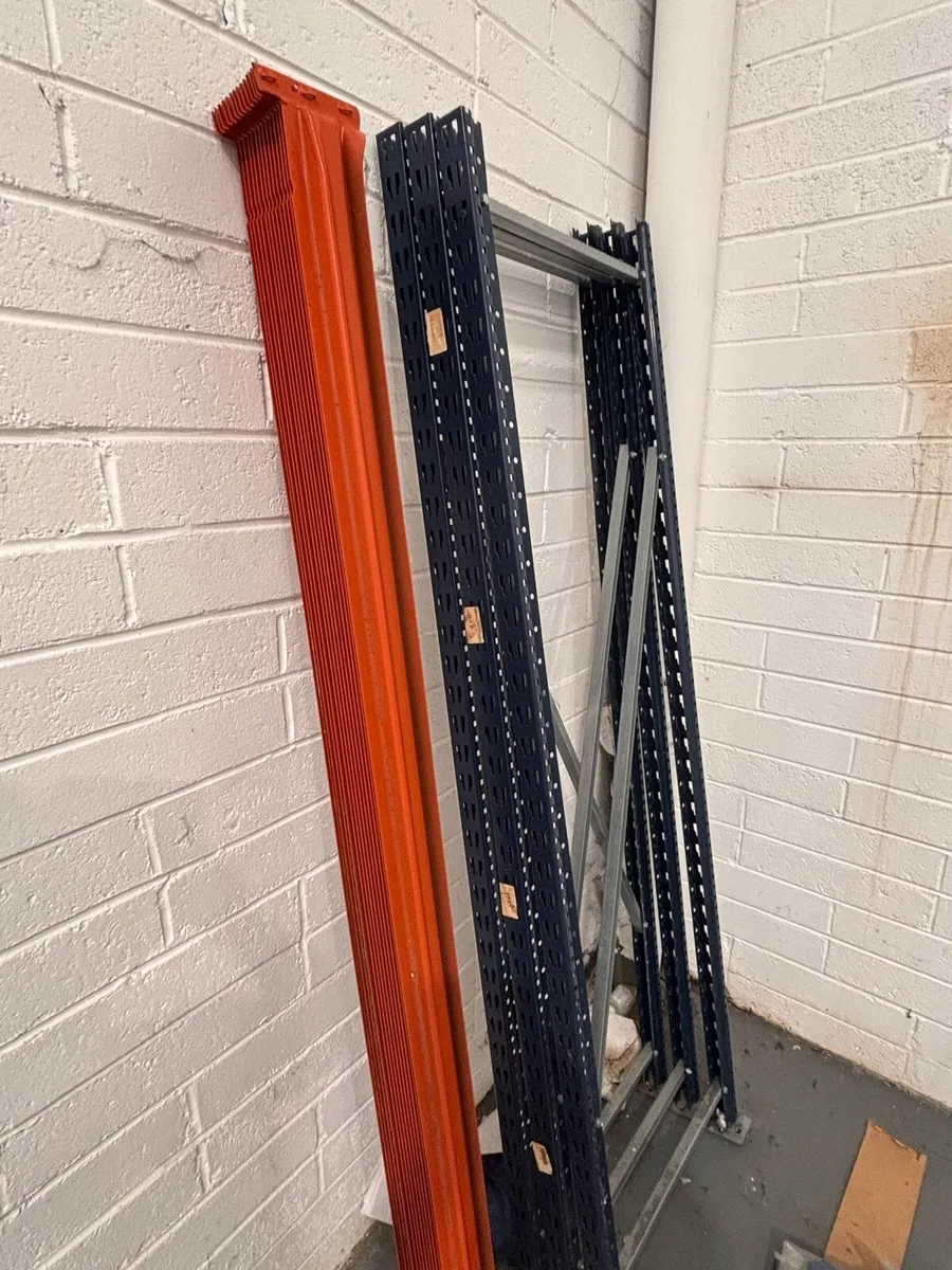 Long span shelving 4 bays 8 ft each - Image 4