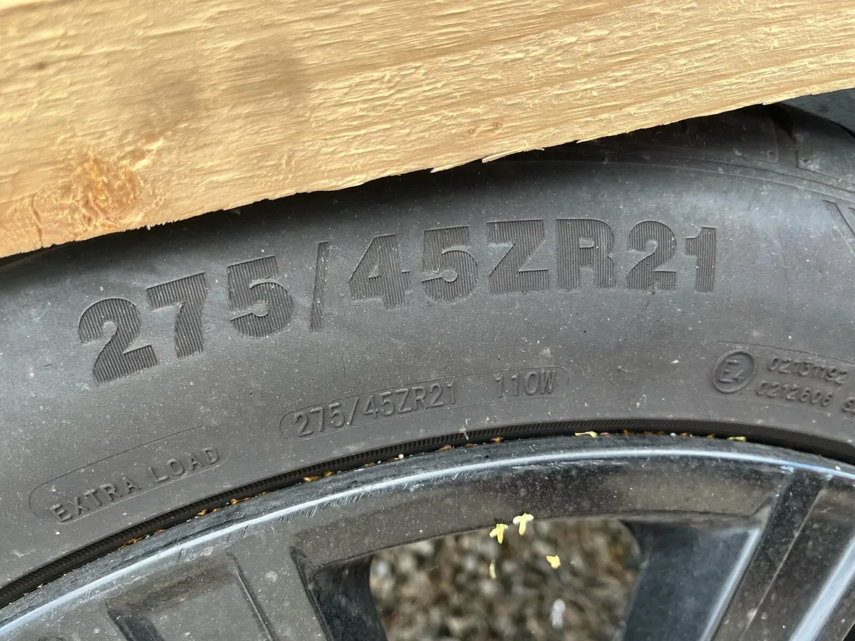 Genuine Landrover discovery wheels - Image 3