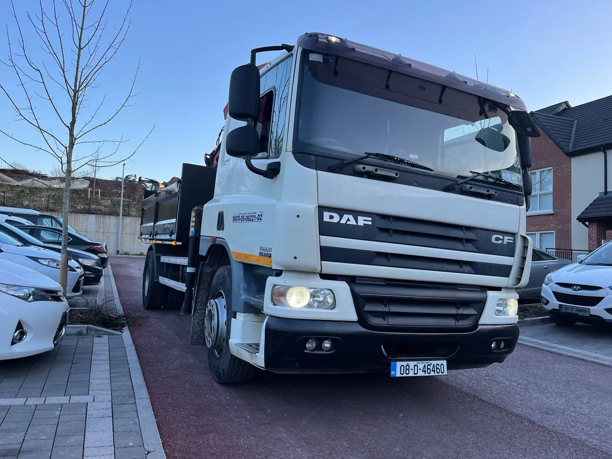 Daf 65 Grab/ tipper  truck - Image 3