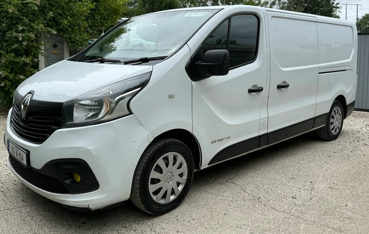2016 Renault traffic sport - Image 2