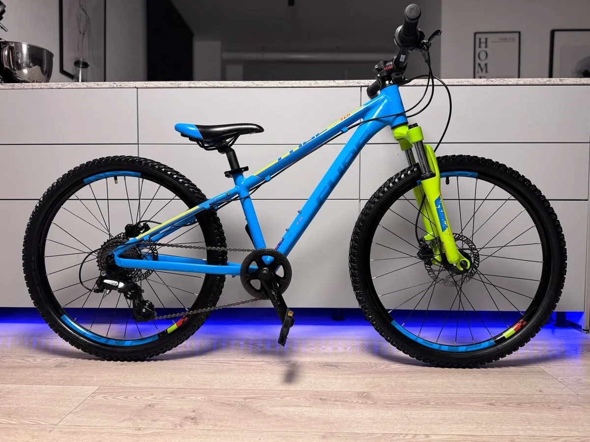 CUBE 240 Disc Junior Bike 24 inch - Image 1