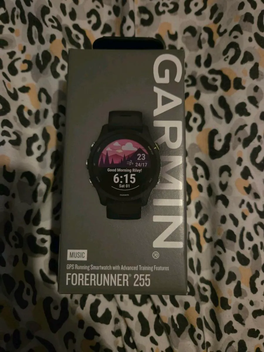 Garmin 255 Music - New Receipt 2 Year Warranty - Image 1