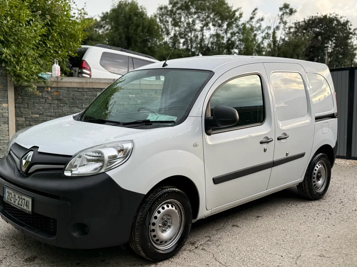 2021 (212) Renault kangoo 1 owner - Image 2
