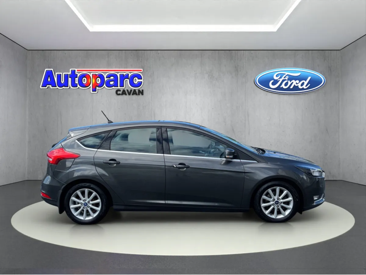 Ford Focus TITANIUM 1.5 TD 95PS 6SPEED 4DR - Image 2