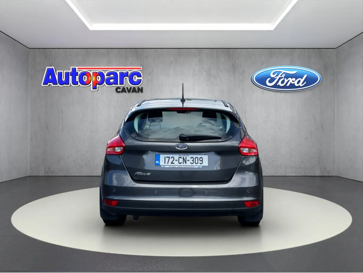Ford Focus TITANIUM 1.5 TD 95PS 6SPEED 4DR - Image 4