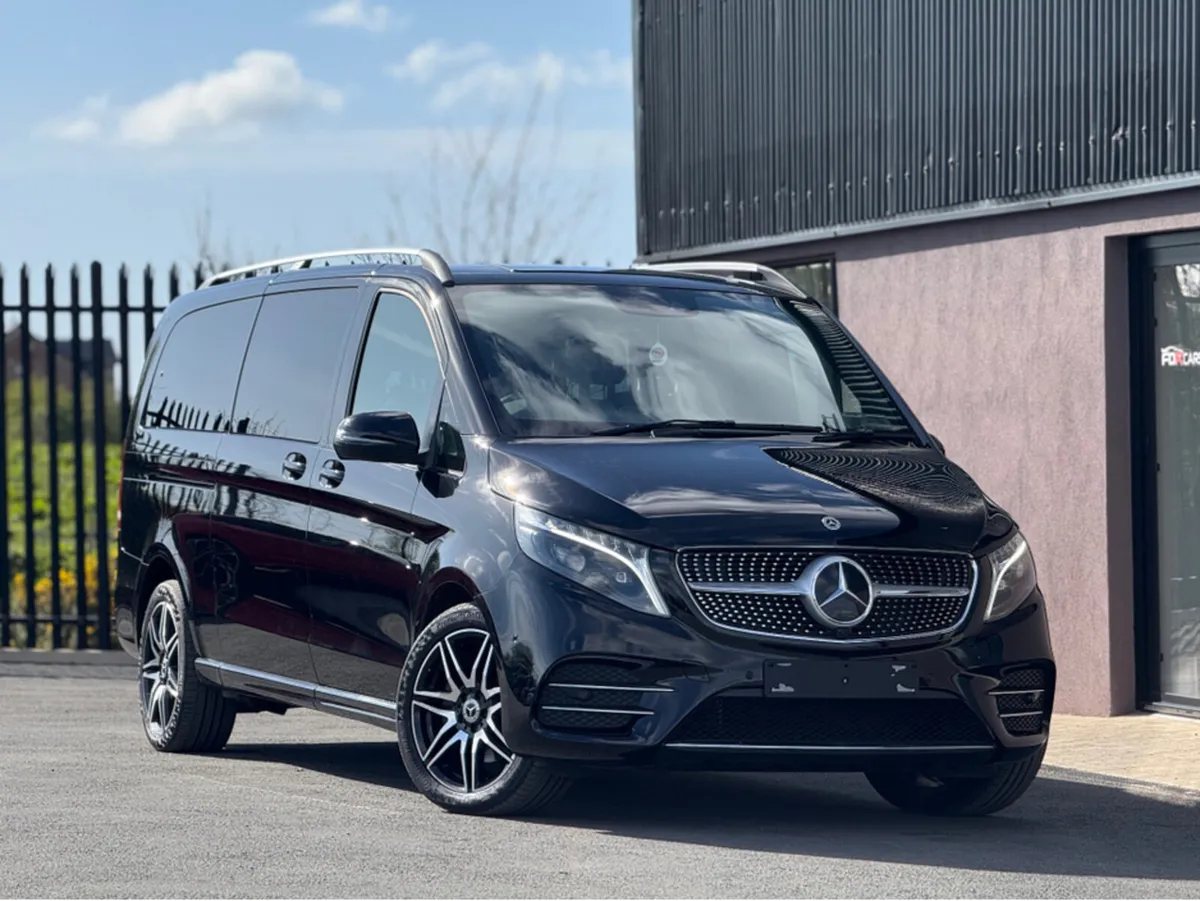 Mercedes-Benz V-Class 2024 Mercedes V220 D AMG LIN - Image 4