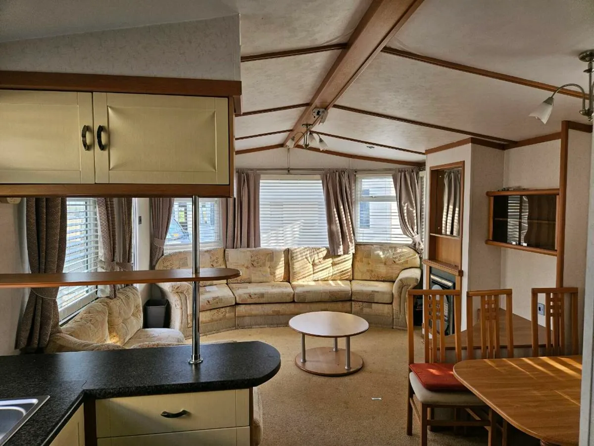 Mobile home - Image 1