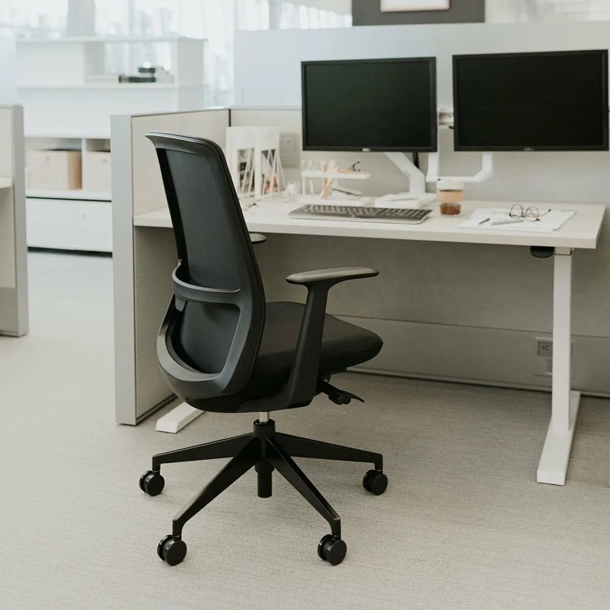 Ergonomic office chair - Image 3