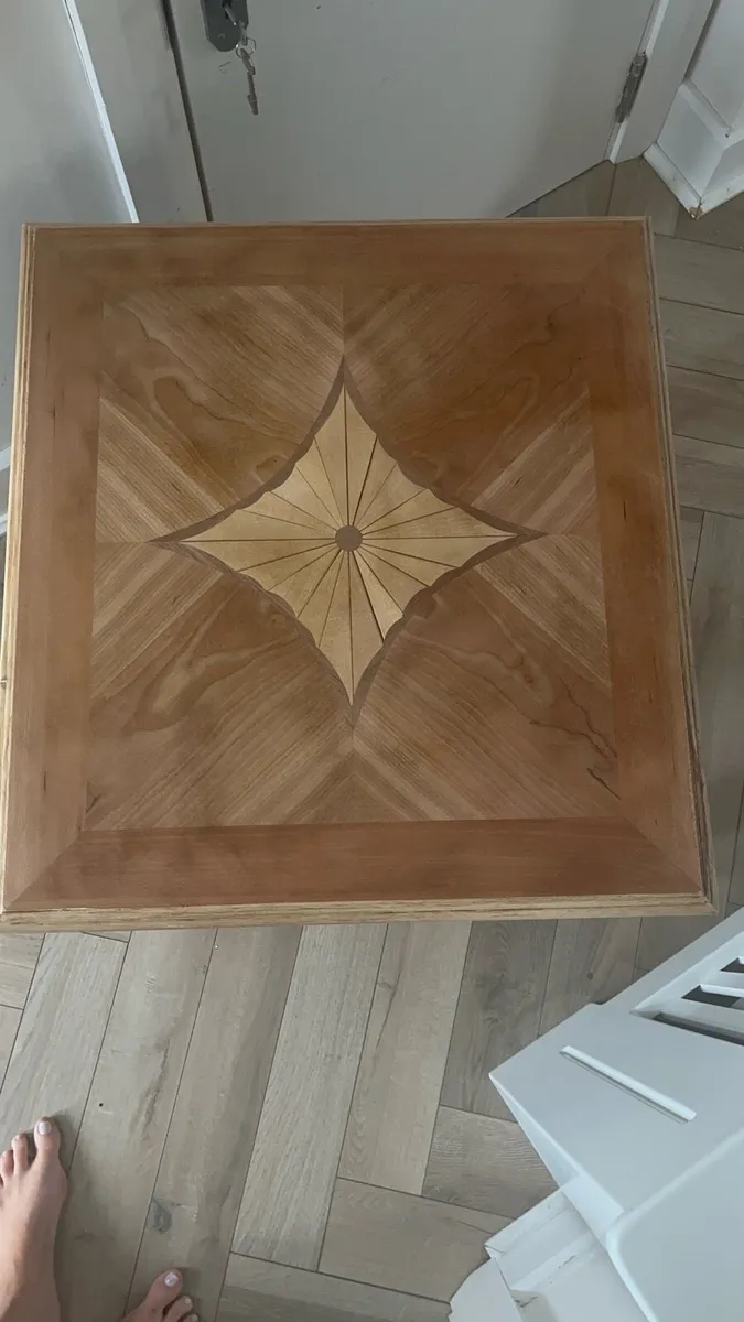 Large beautiful coffe/ side table solid wood - Image 3