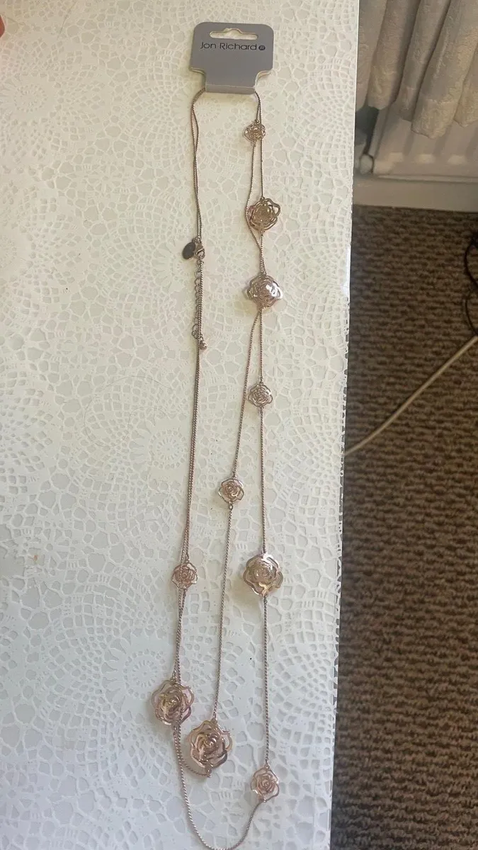 New rose gold necklace - Image 1