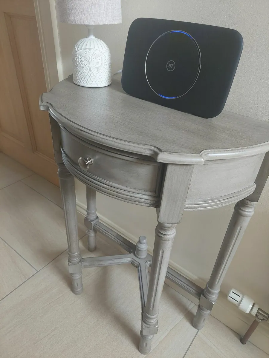 Console table / Hall table - Image 1