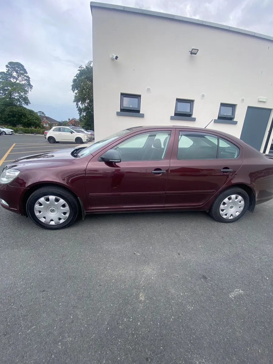 Skoda Octavia 2011 - Image 1