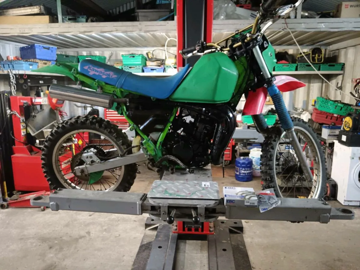 kawasaki kmx 125 - Image 1