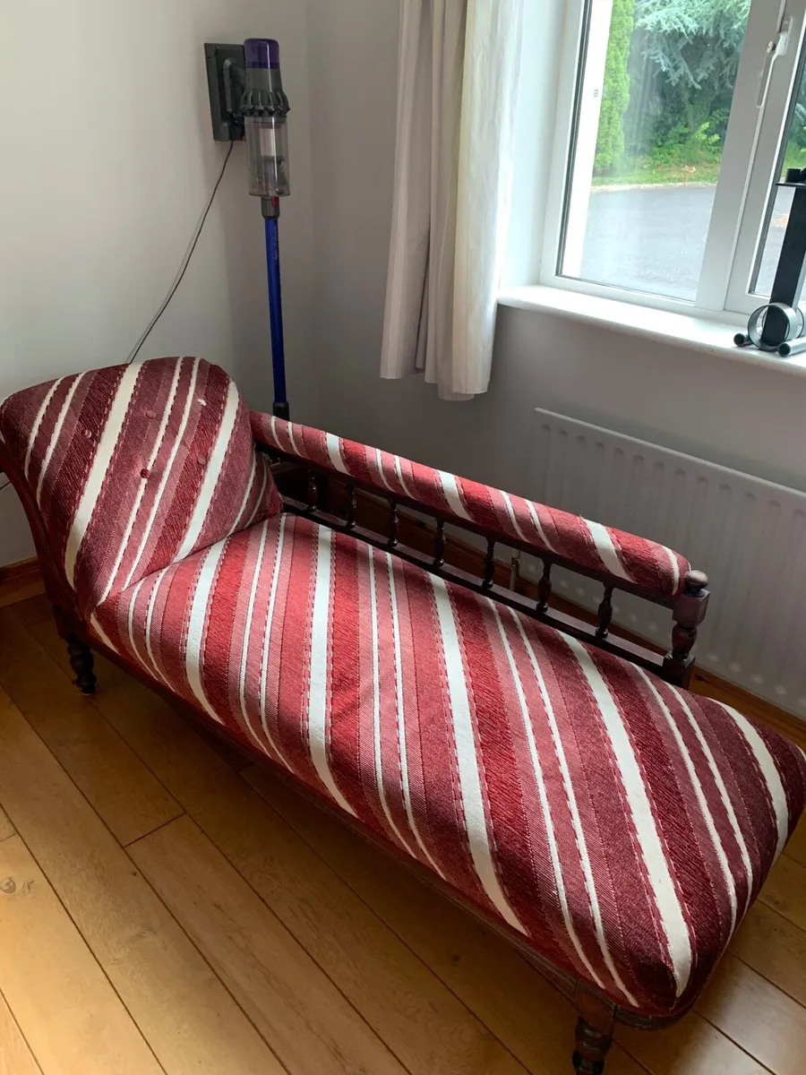 Chaise loungue - Image 1