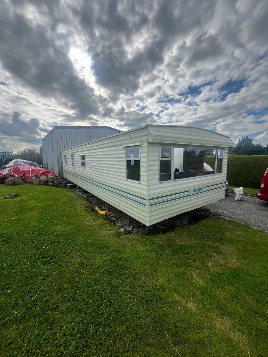 Mobile home - Image 1