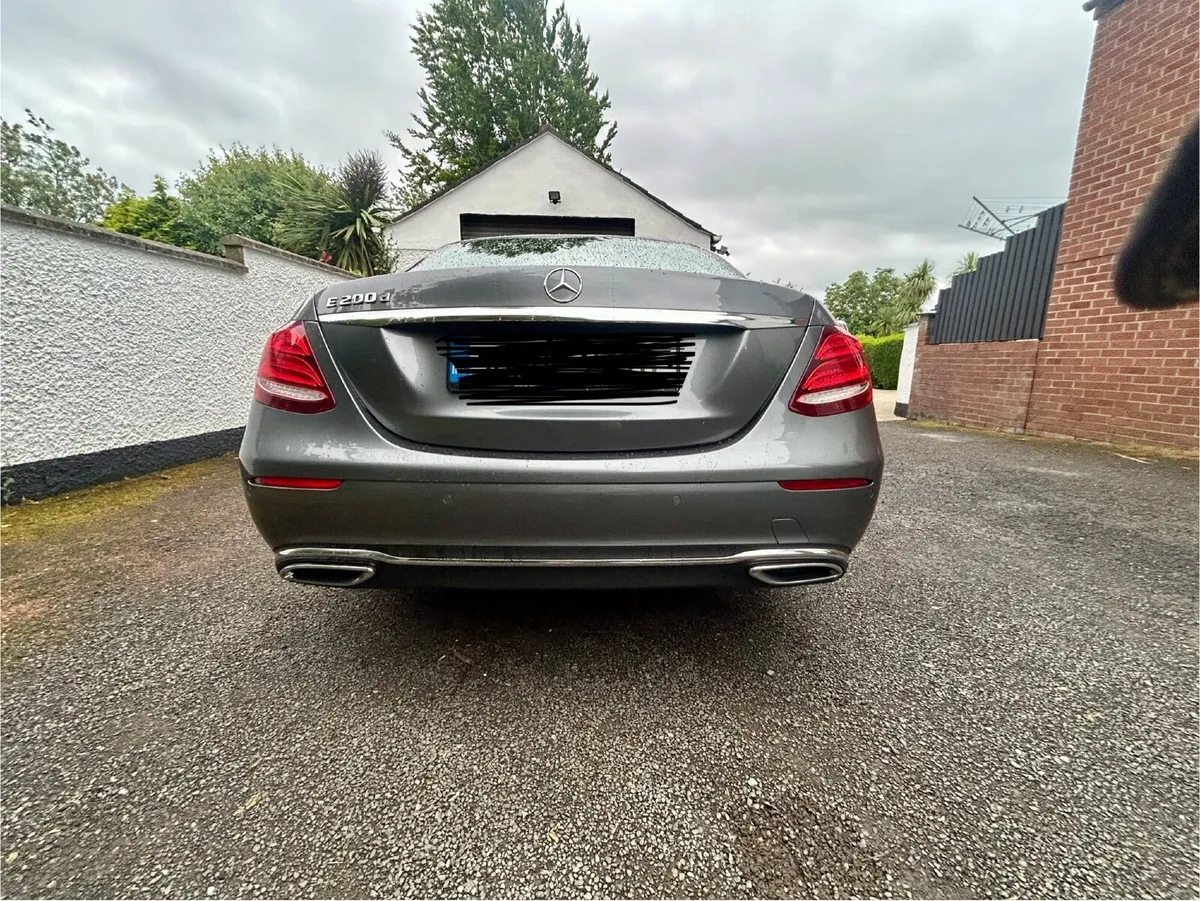 Mercedes-Benz E-Class 2018 - Image 4