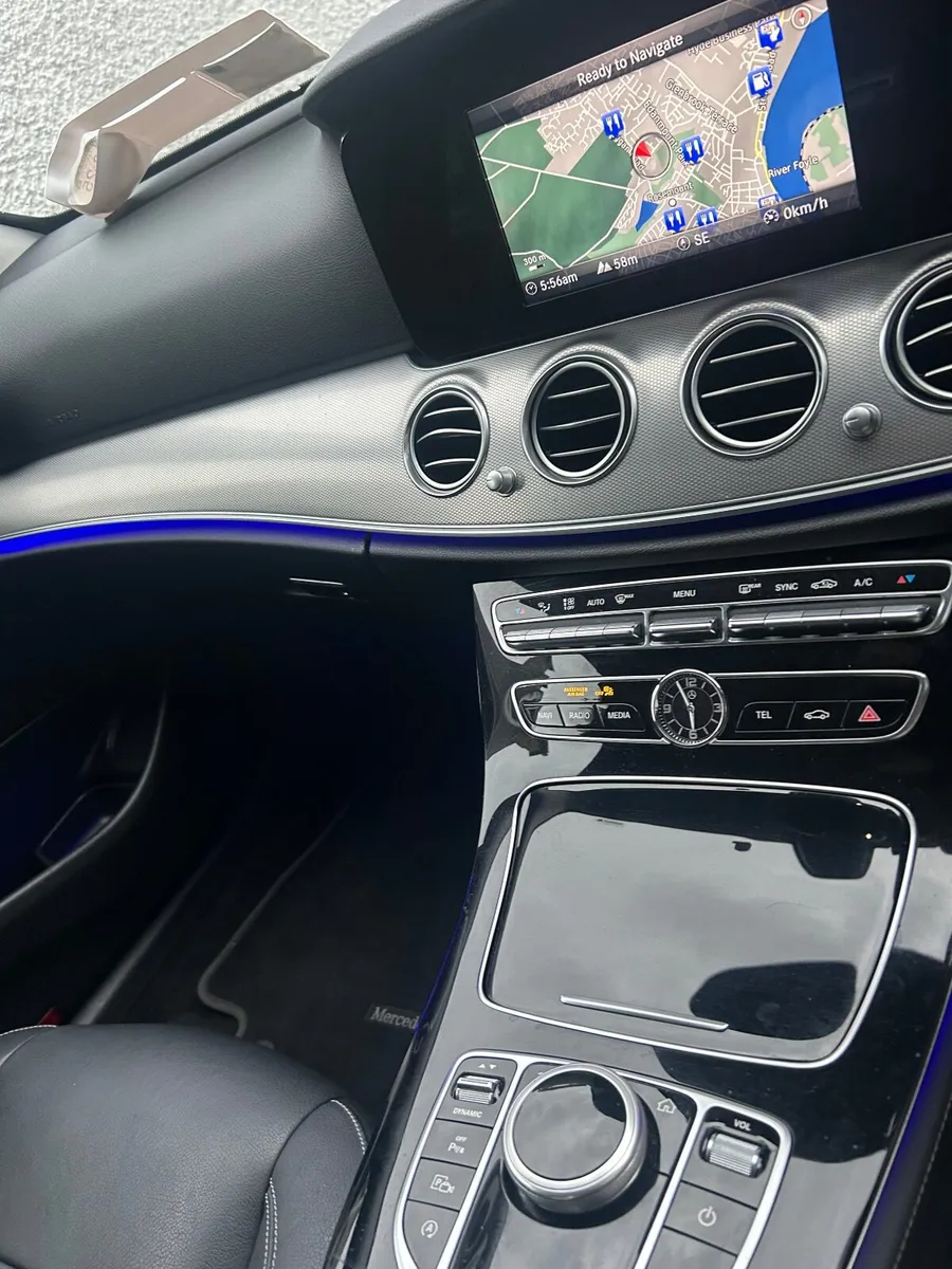 Mercedes-Benz E-Class 2018 - Image 4