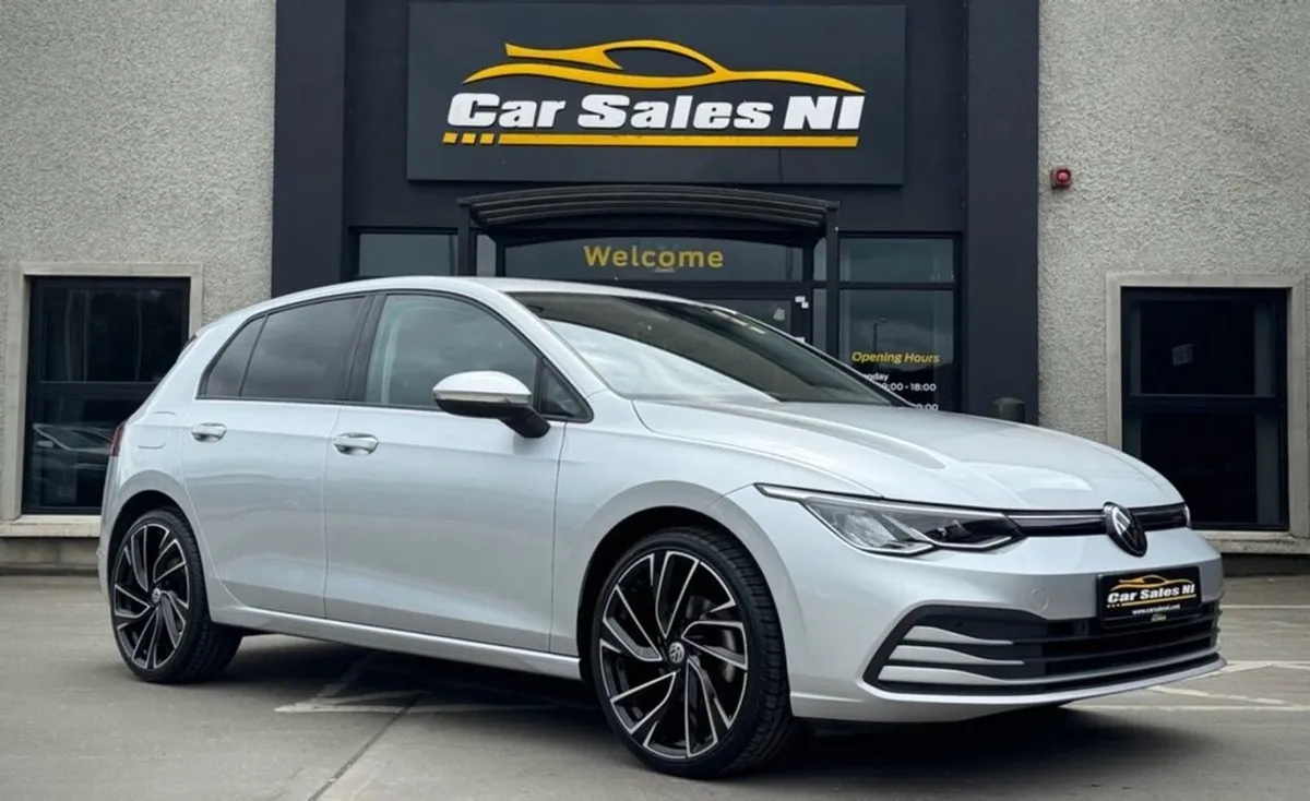 Volkswagen Golf 1.5 TSI Life Hatchback 5dr Petrol - Image 1