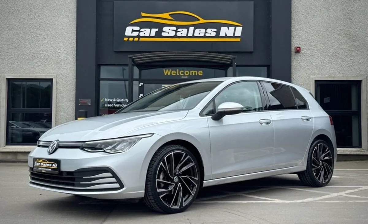Volkswagen Golf 1.5 TSI Life Hatchback 5dr Petrol - Image 2