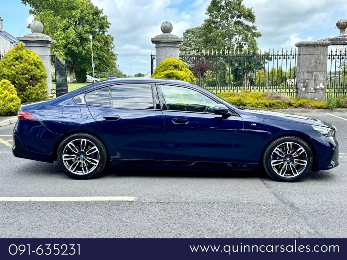 BMW 5 Series 530e M-sport Auto tech Pack comfort - Image 2