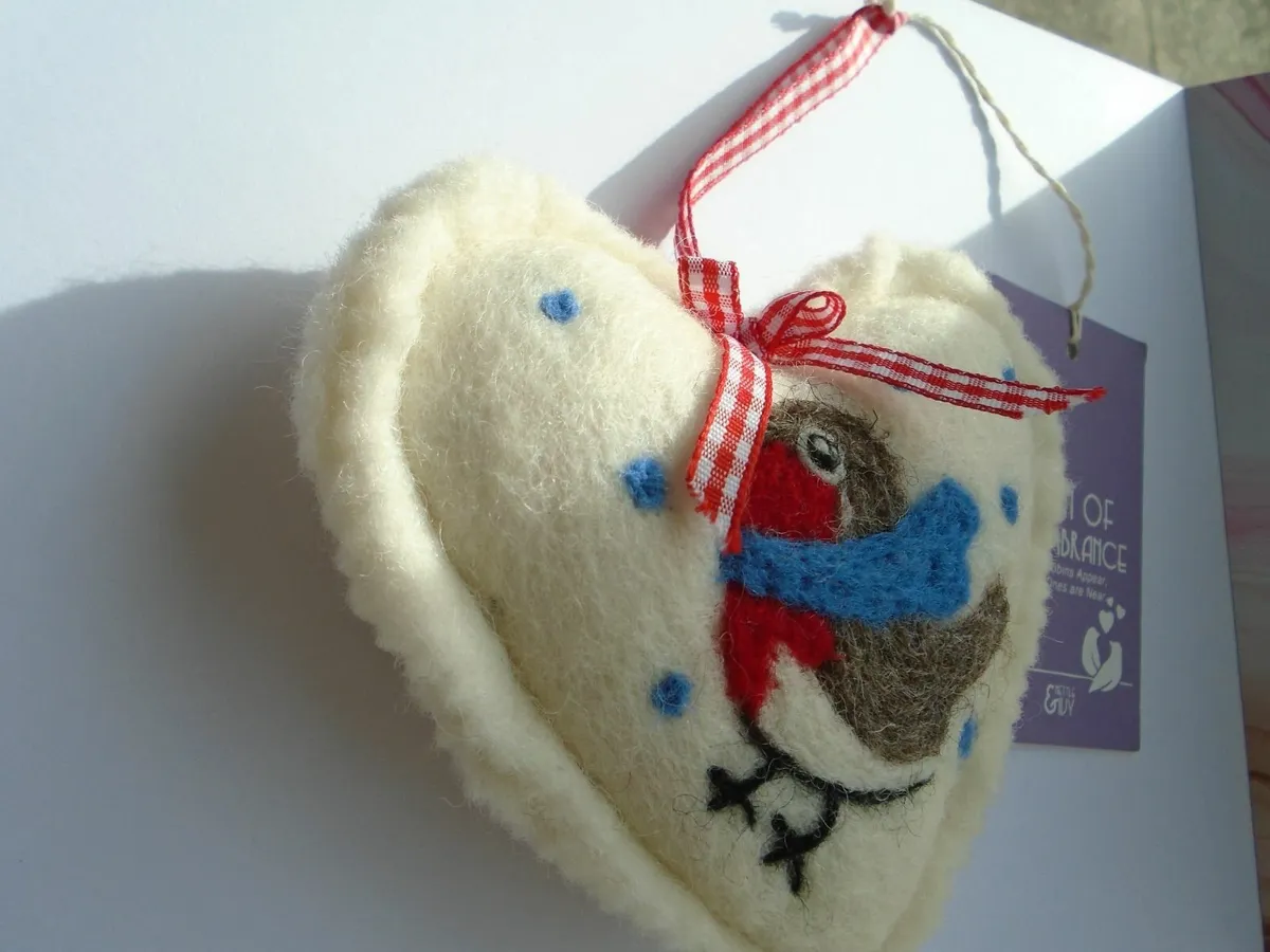 Felted robin ornament.Remembrance robin, New - Image 4