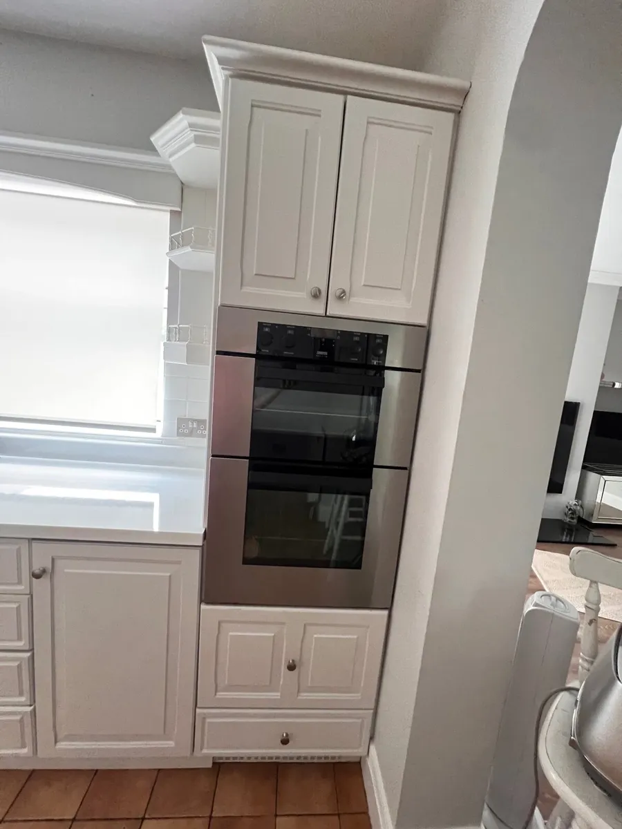 Solid Oak Kitchen - Image 2