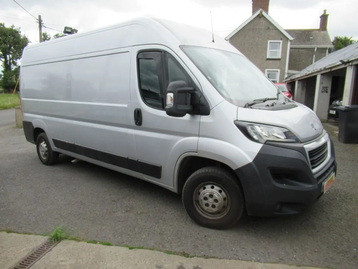 Peugeot Boxer 2.0 Bluehdi 335 Professional Panel - Image 1