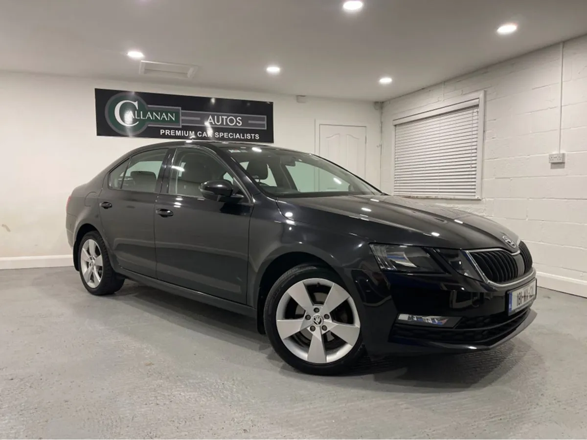 Skoda Octavia Ambition 1.0 TSI 115HP 4dr low Low - Image 1