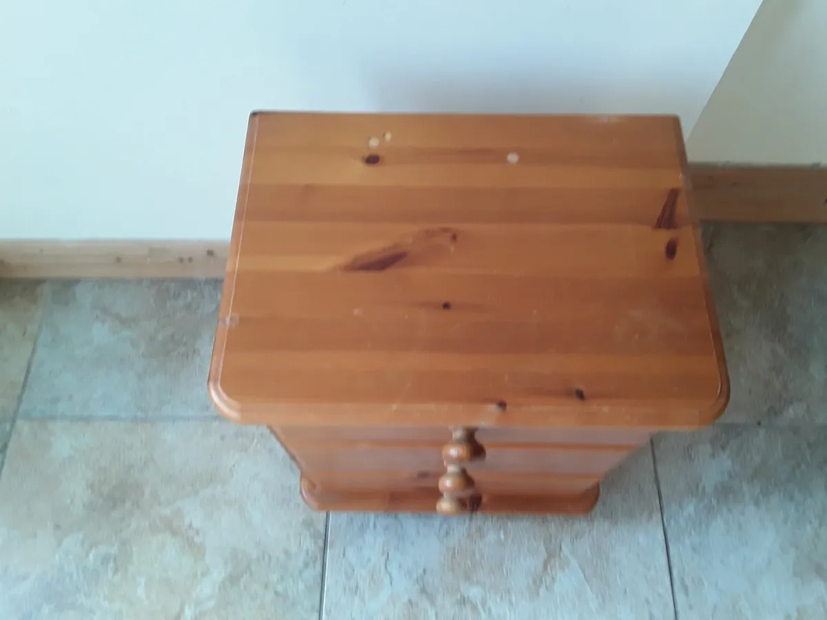 New condition solid pine Locker - Image 2