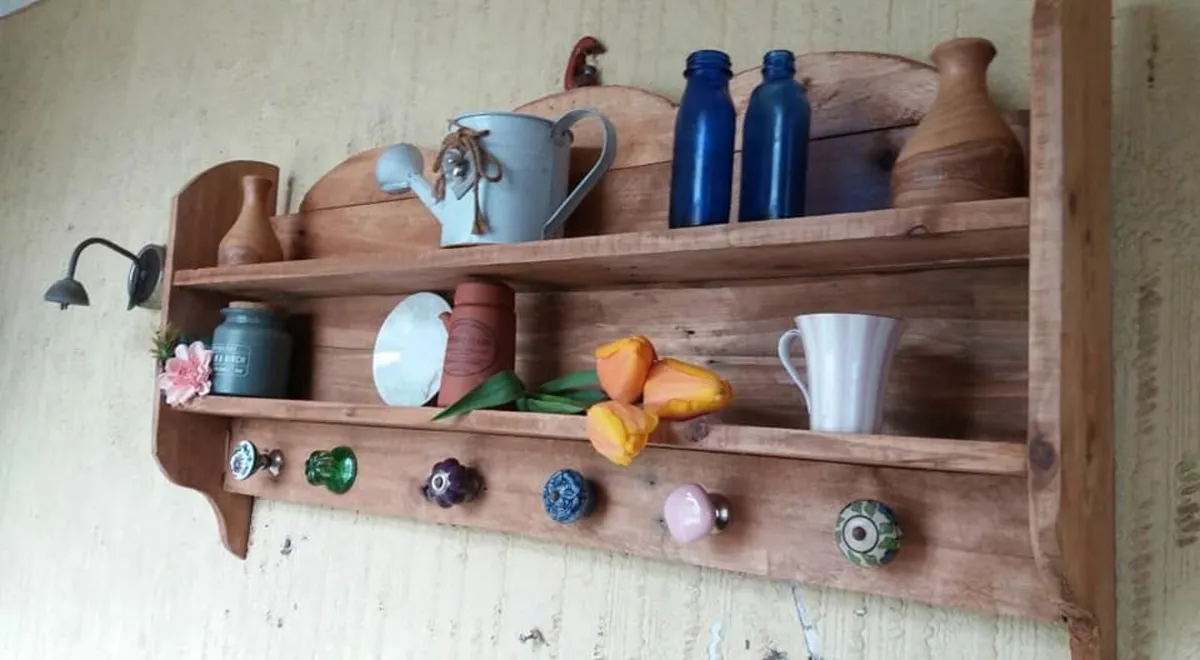 Rustic Floating Shelf with hooks - Image 3