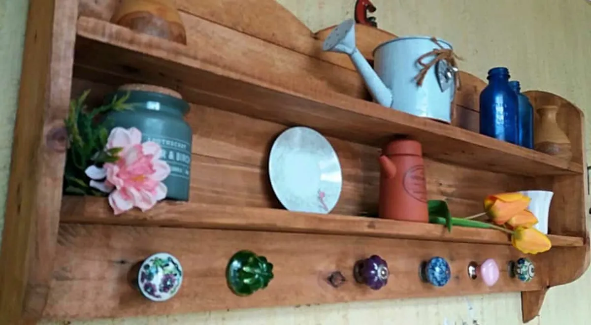 Rustic Floating Shelf with hooks - Image 4