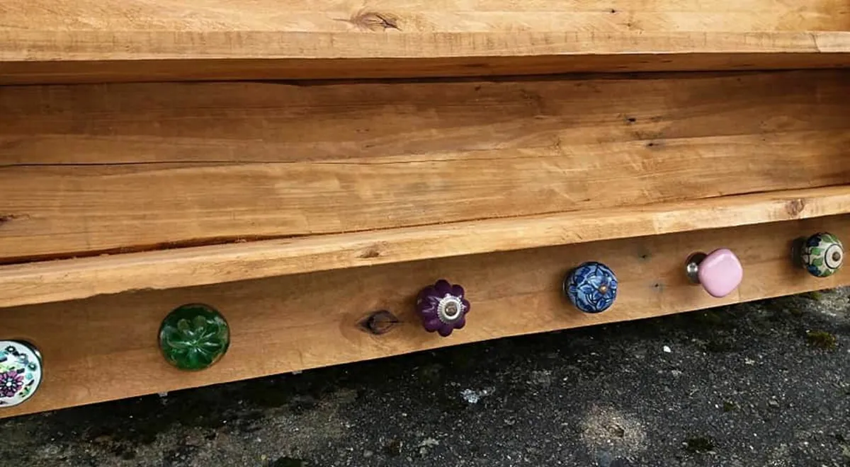 Rustic Floating Shelf / Coat n hat rack - Image 4