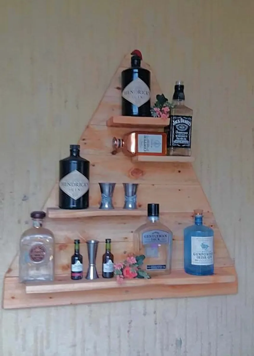 Rustic Floating Stagged Shelf tree bar / display - Image 1