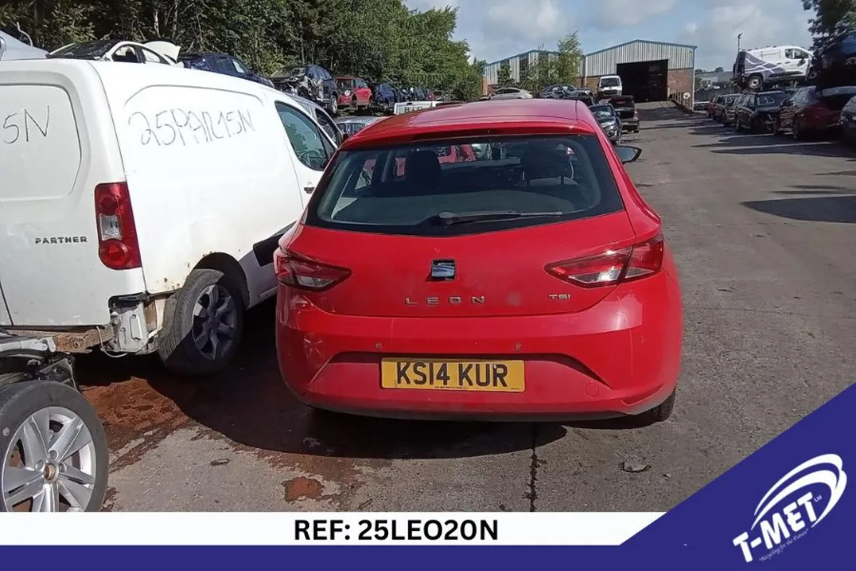 2014 SEAT LEON BREAKING FOR PARTS - Image 4
