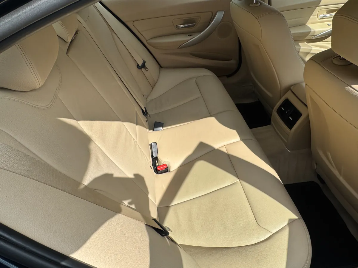 2014 BMW 320i 1.6 Petrol Automatic - Image 4