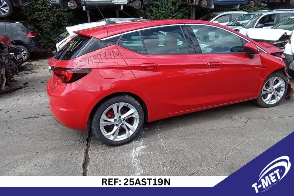 2018 VAUXHALL ASTRA BREAKING FOR PARTS - Image 1