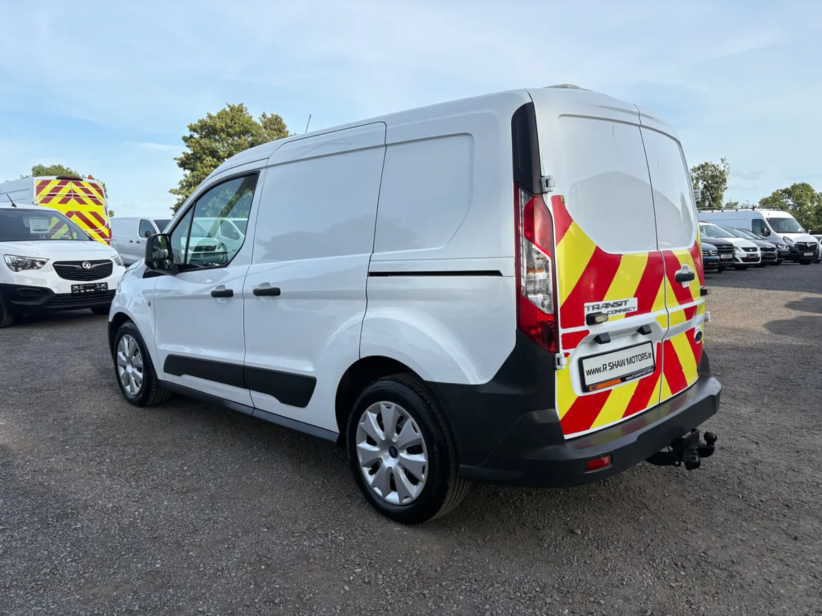 Ford Transit - Image 4
