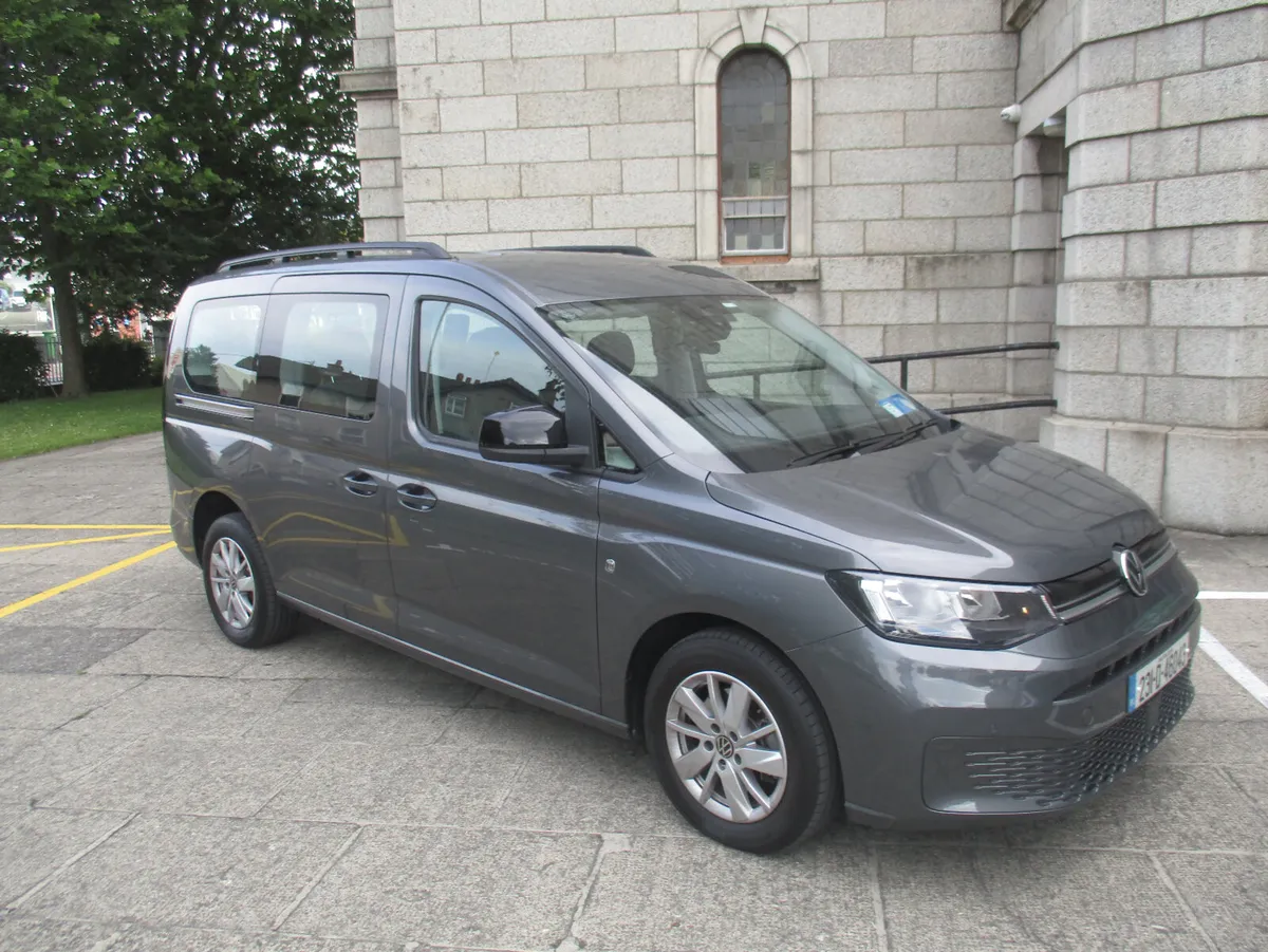 2023 VW CADDY 2.0 TDI AUTO WHEELCHAIR ACCESS TAXI - Image 1