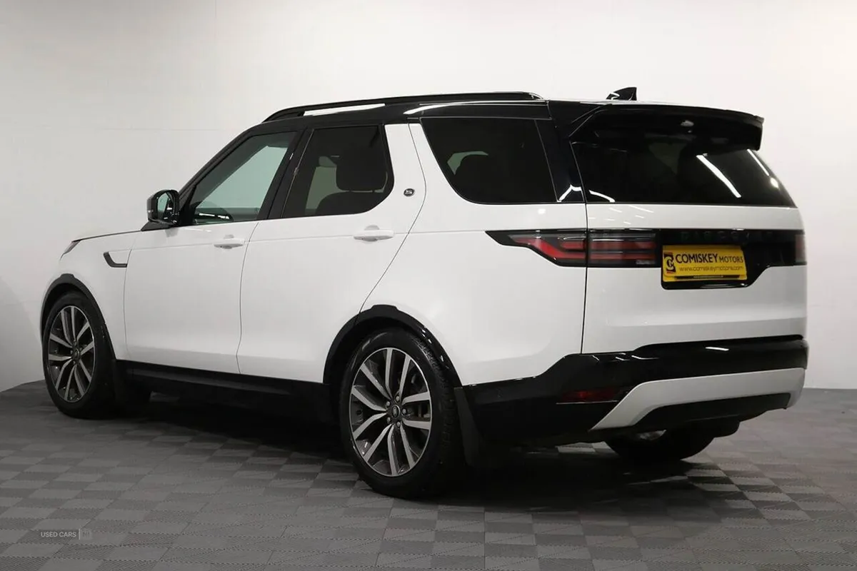 Land Rover Discovery D350 Mhev Dynamic SE - Image 4