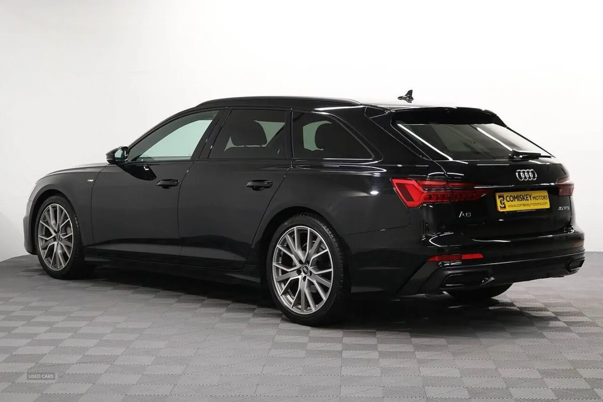 Audi A6 Avant Tfsi Black Edition - Image 4