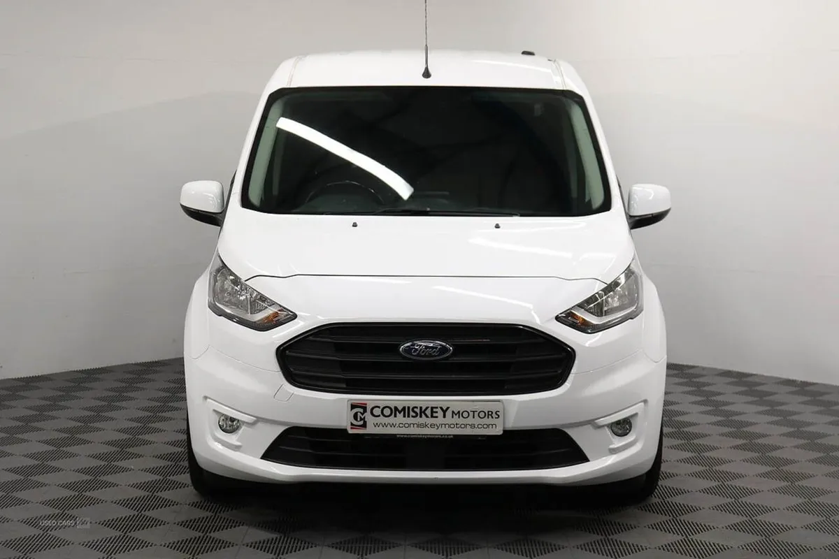 Ford Transit Connect 200 Ecoblue Limited - Image 2