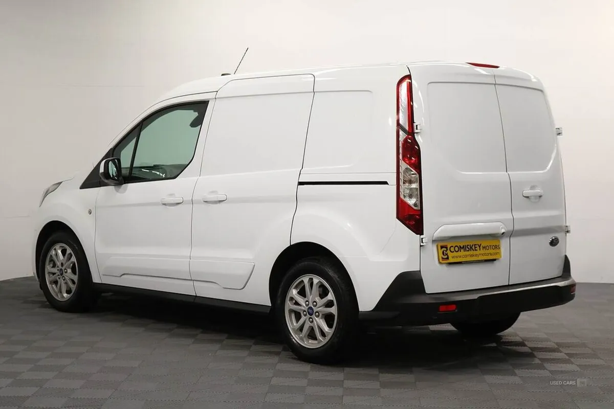 Ford Transit Connect 200 Ecoblue Limited - Image 4