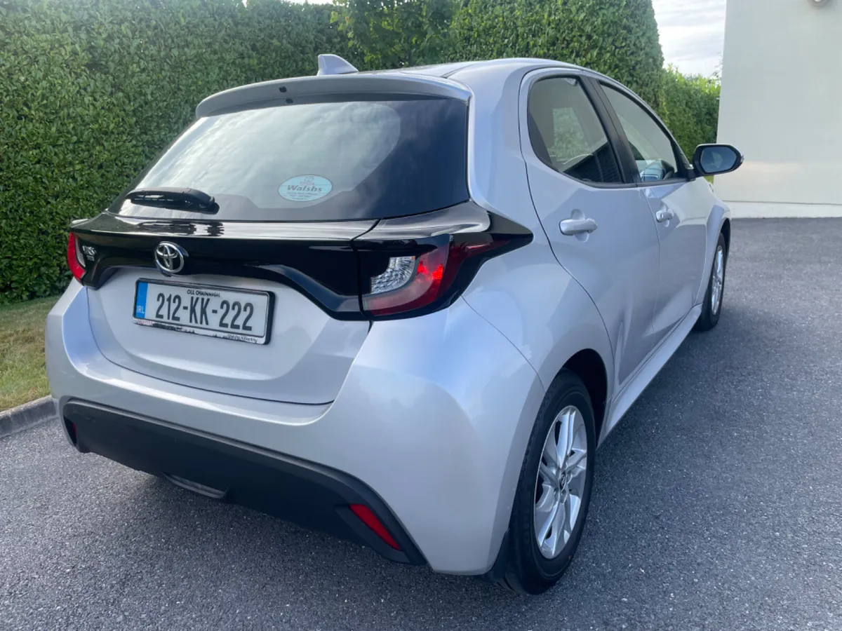 Toyota Yaris 2021 1.0 - Image 4