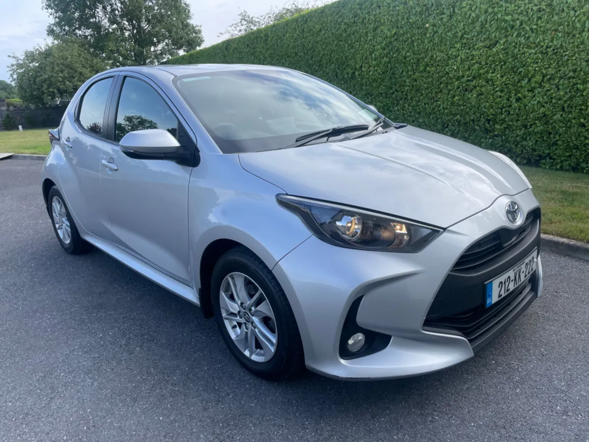 Toyota Yaris 2021 1.0 - Image 2