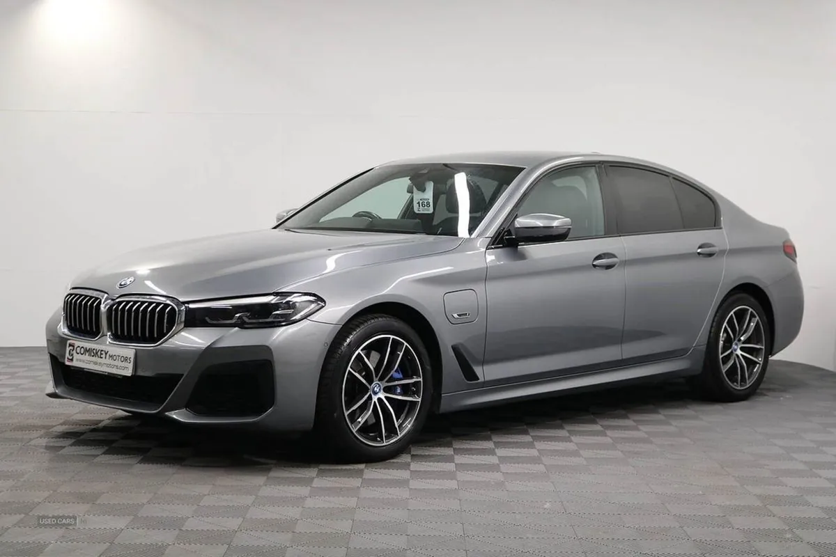 BMW 5 Series 530e M Sport - Image 4