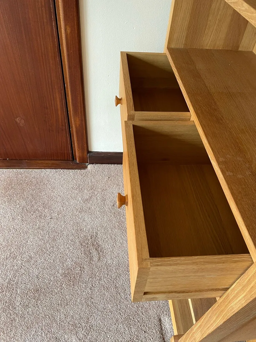 Bookshelf - Image 4